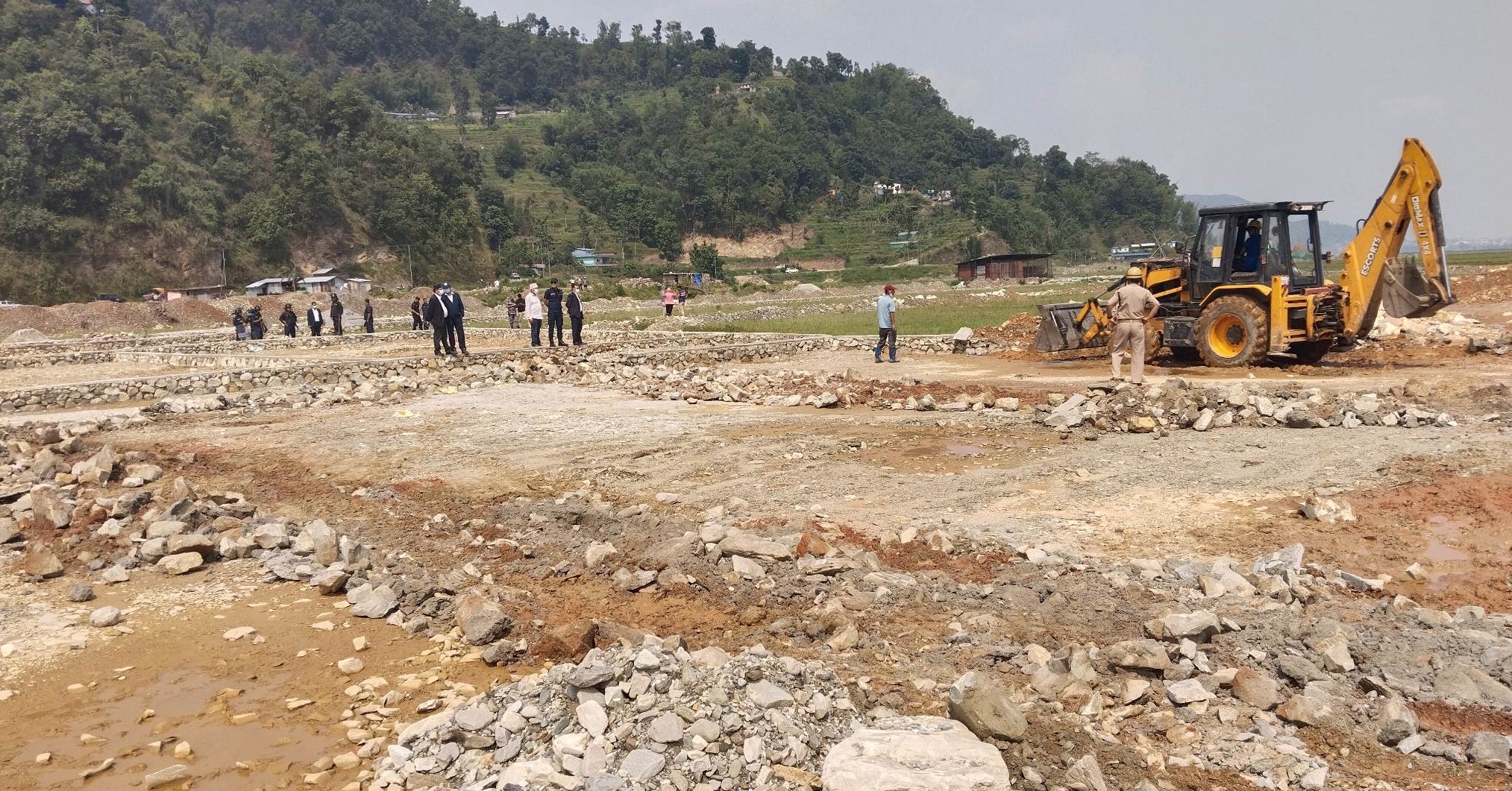 फेवातालको सिमसार क्षेत्रको प्लटिङमा महानगरले चलायो डोजर